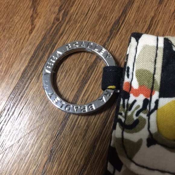 Vera Bradley Key Chain/ID Holder/and Card--Change Lock Wallet - Picture 4 of 10